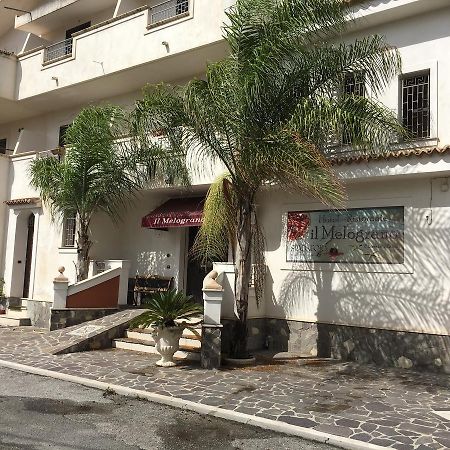 Hotel Il Melograno Nicotera Exterior foto